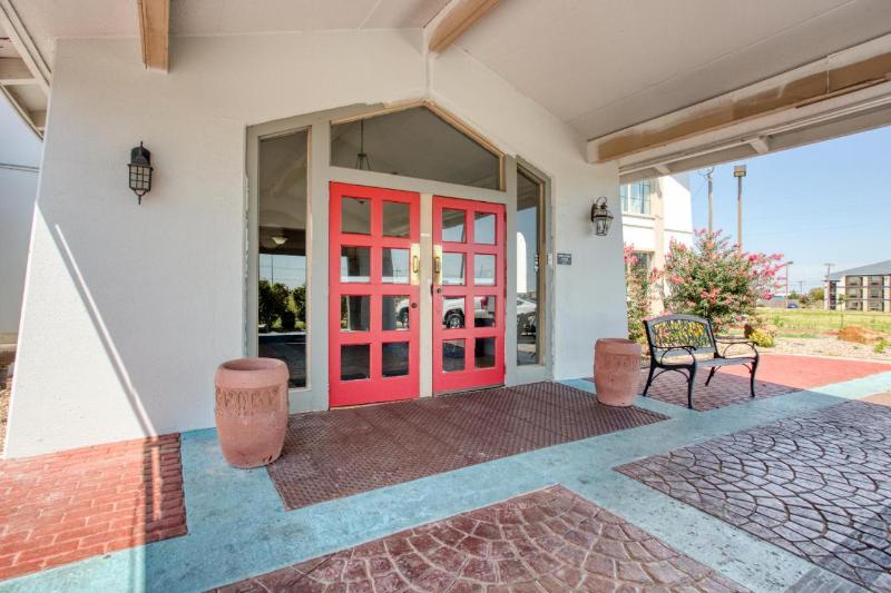 Hemp Inn Oklahoma City South in Oklahoma City, United States