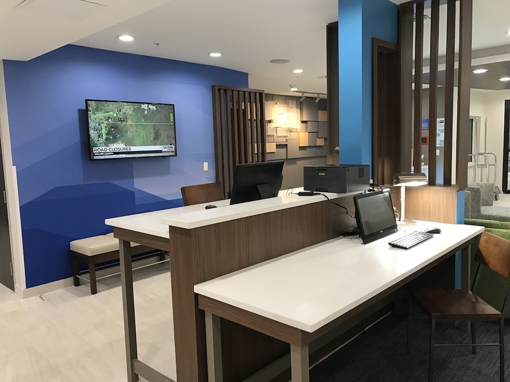 Holiday Inn Express Naples South I 75 by IHG - photo 29