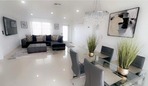 BOOK ME 3mins Hard Rock Stadium — 5-Star Luxury Hotel in Miami Gardens, United States