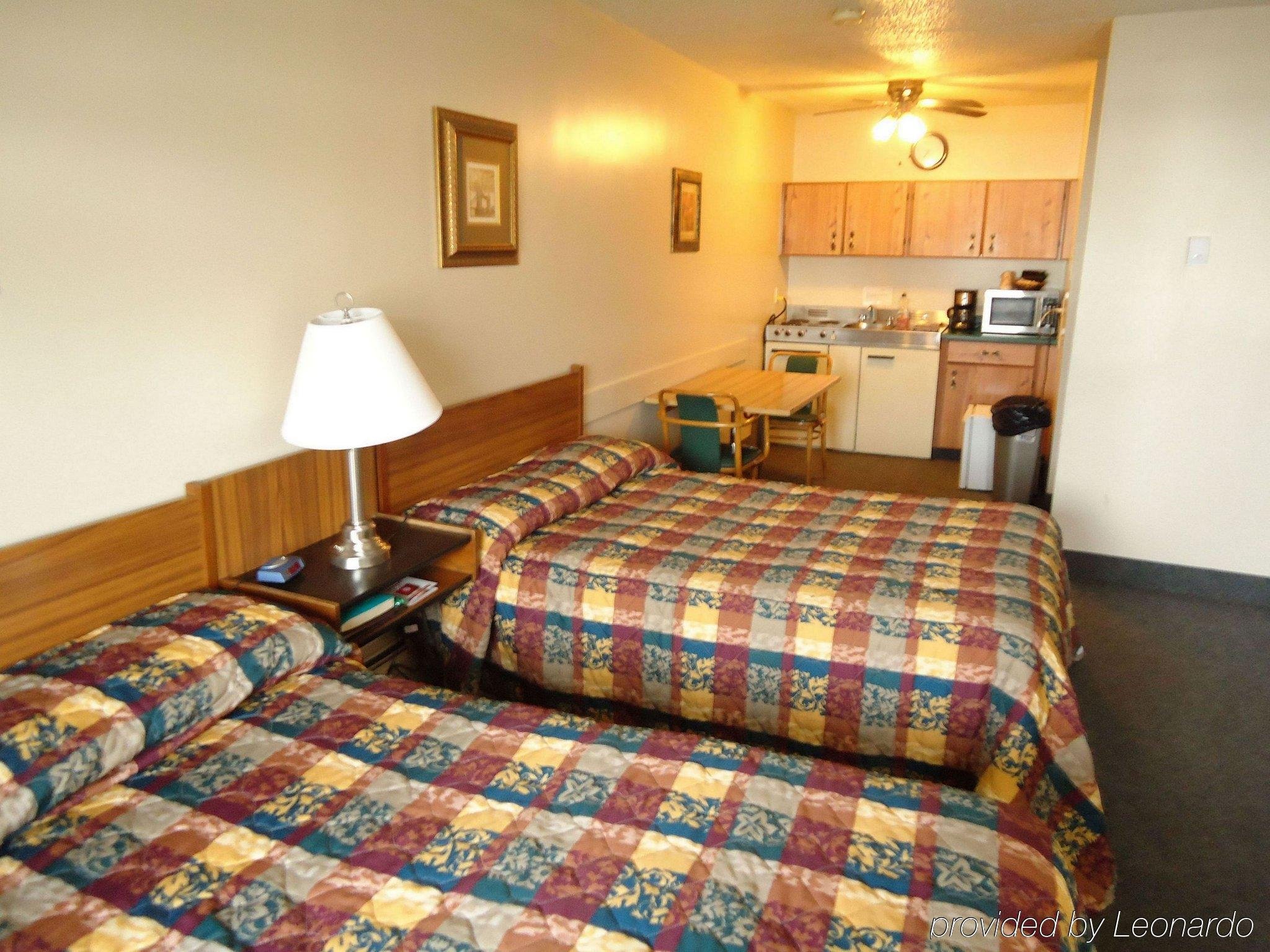 Arnica Inn — hotel in Yellowknife