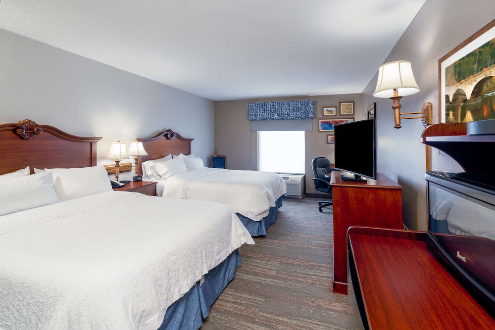Hampton Inn London North - photo 9