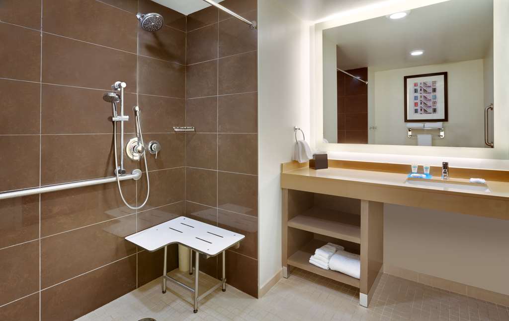 Hyatt House Portland Downtown - photo 62