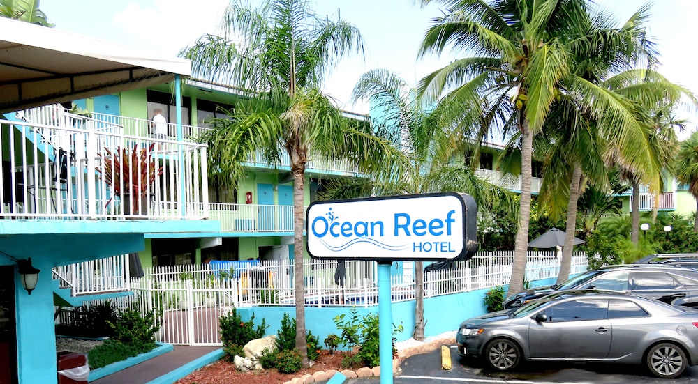Ocean Reef Hotel - photo 2