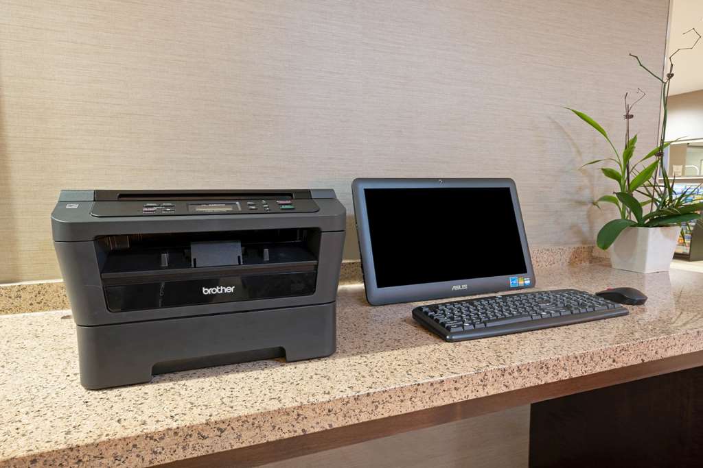 La Quinta Inn & Suites by Wyndham Bellingham - photo 75