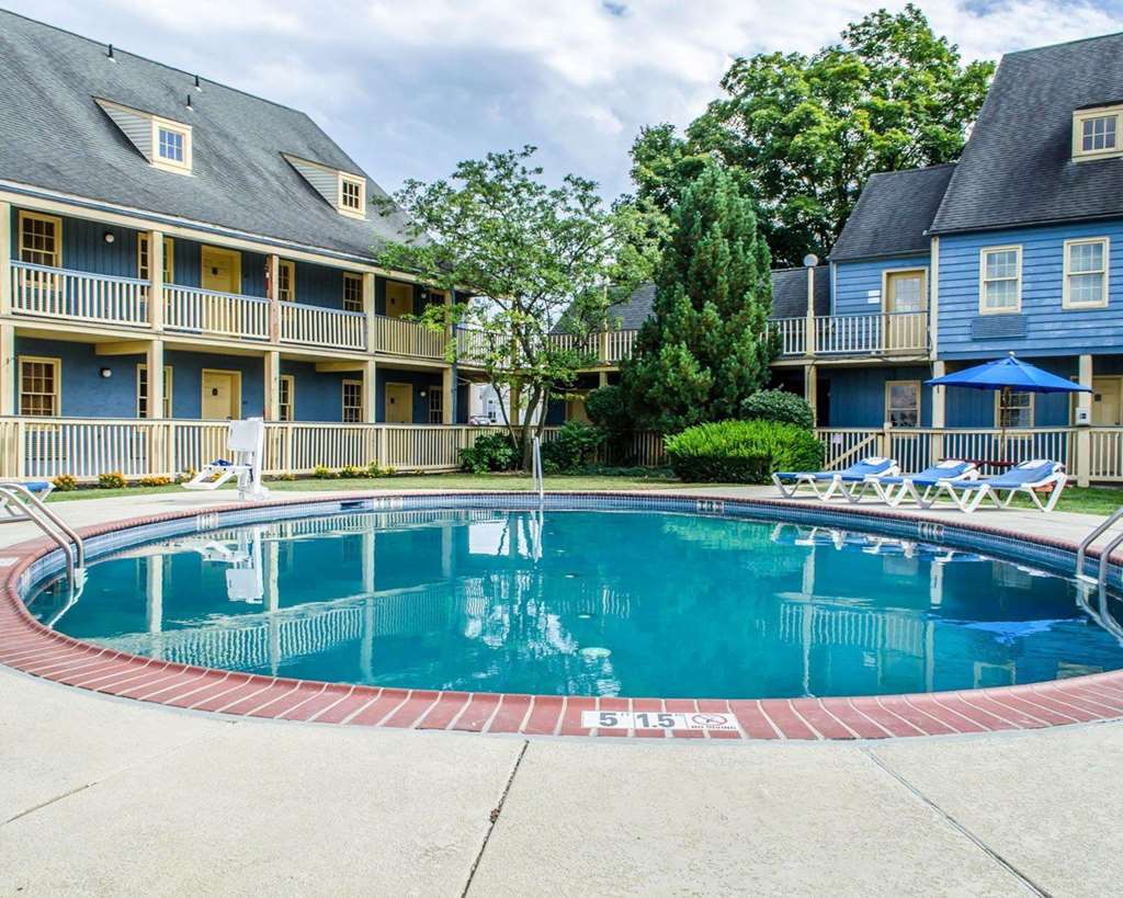 Clarion Inn Strasburg Lancaster - photo 27