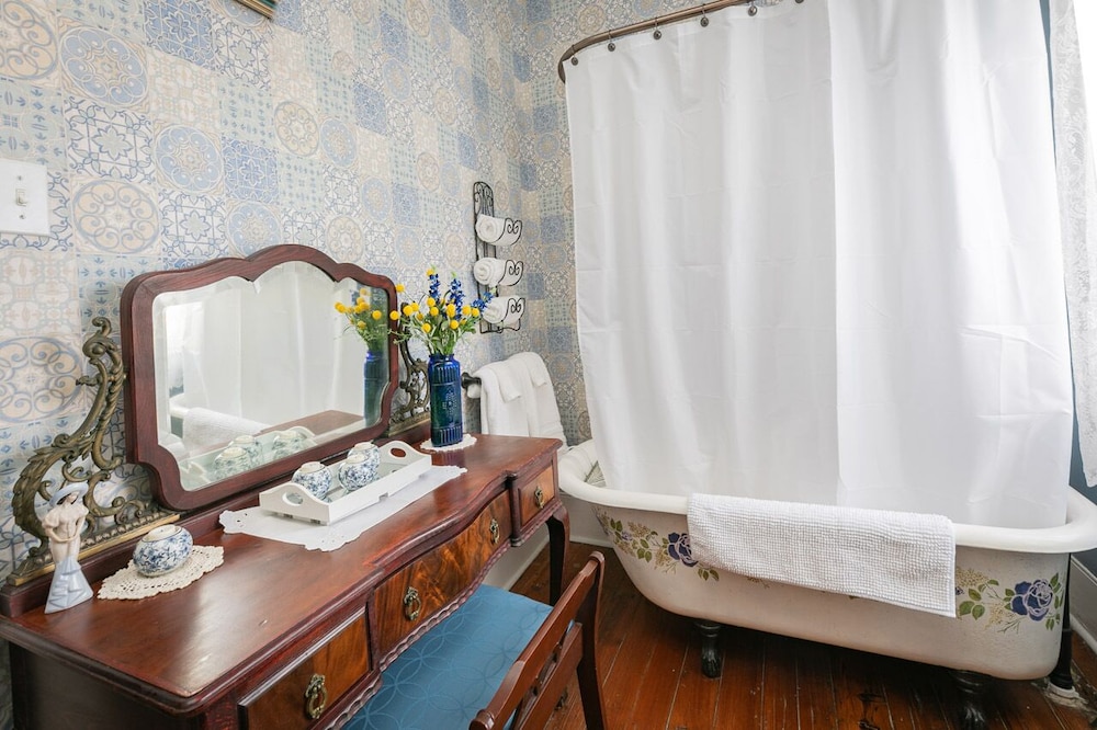 Adams League Historic Inn - photo 27