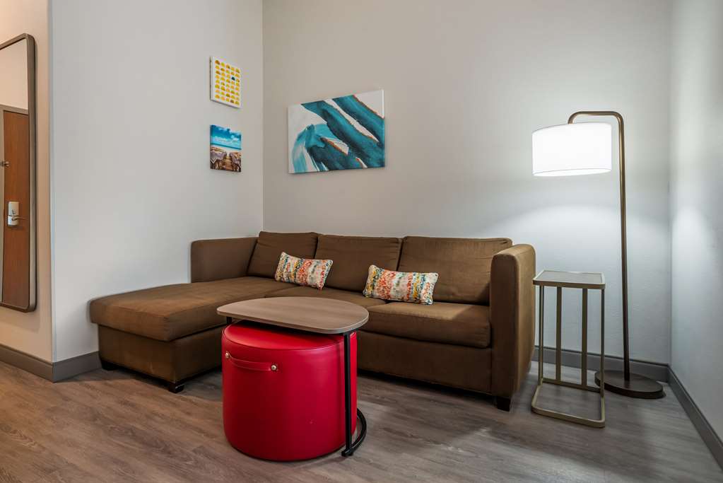 Comfort Inn & Suites Crestview South - photo 12