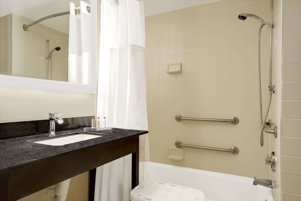 Wingate by Wyndham Fargo - photo 28