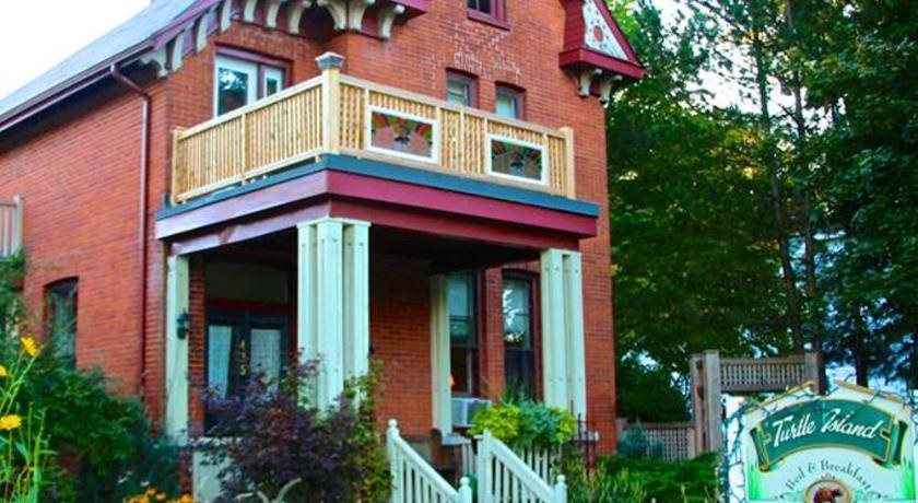 Turtle Island Bed And Breakfast — Gananoque — photo 5