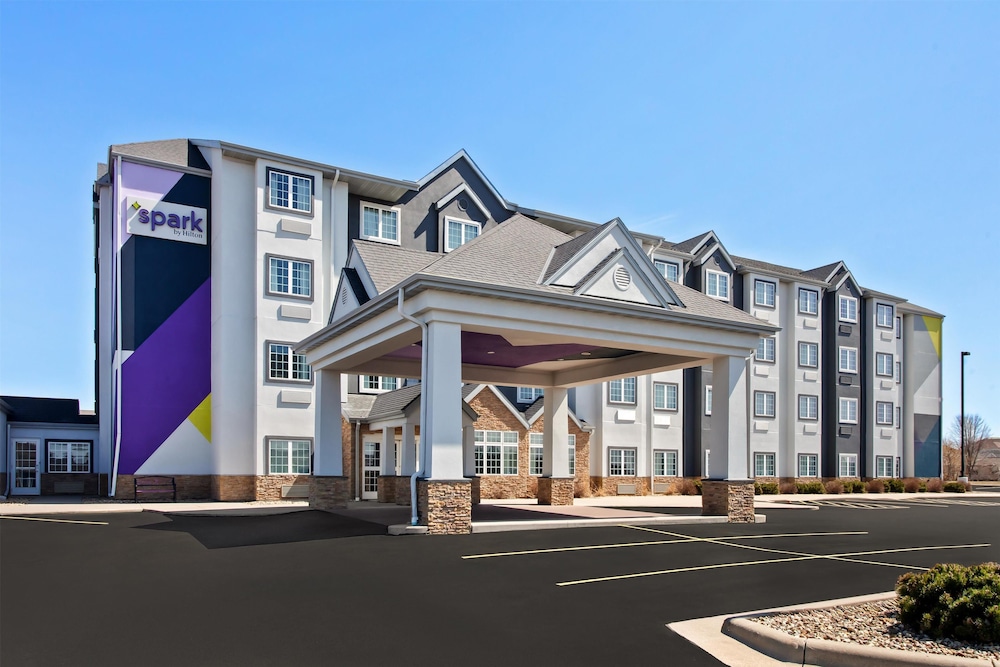 Spark by Hilton Rochester South - photo 37