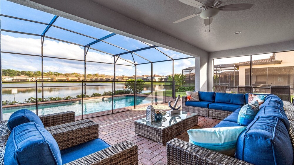 Family friendly Oasis With Game Room & Pool - photo 27