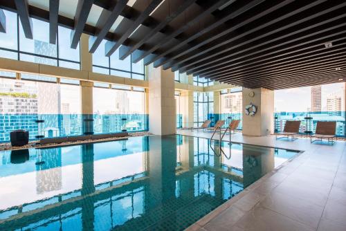 M Estate 2BR Private Residence 300m to BTS Chit Lom