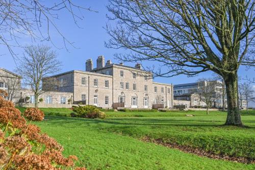 9 Admiralty House Stunning Luxury Apartment with free parking — 4-Star Luxury Hotel in Plymouth, United Kingdom