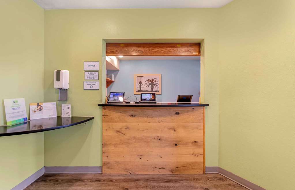 Extended Stay America Select Suites Fort Lauderdale Airport West - photo 4