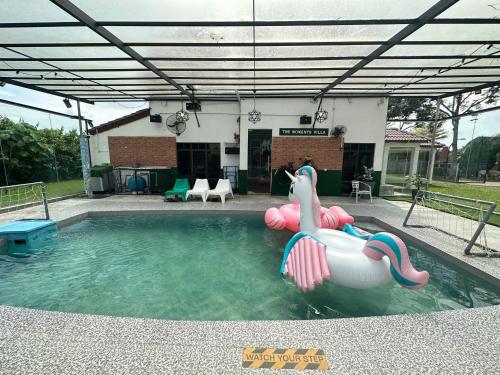 The Moments villa lot 925 Afamosa resort covered pool pickle ball n projector in Alor Gajah, Malaysia