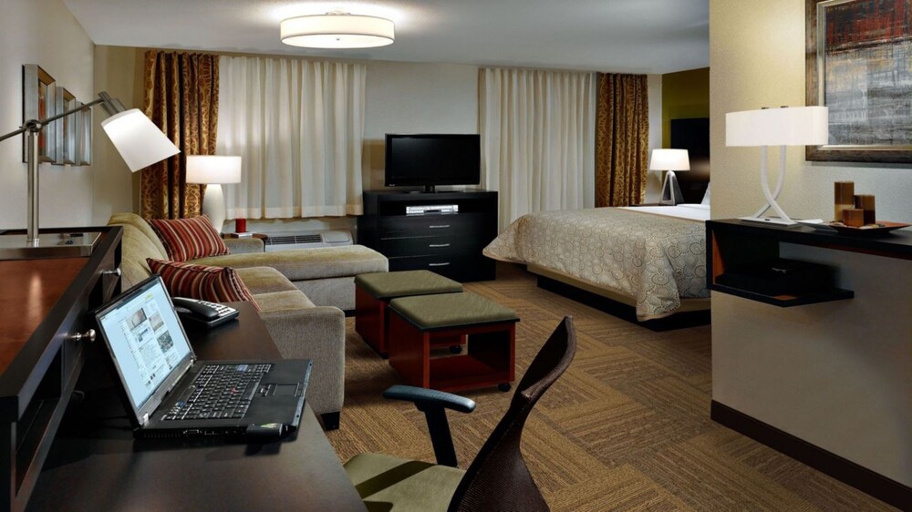Staybridge Suites Irvine John Wayne Airport by IHG - photo 5
