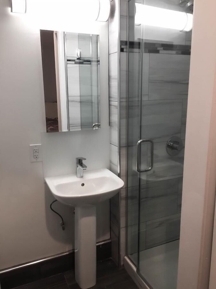 Berkeley Inn - photo 21
