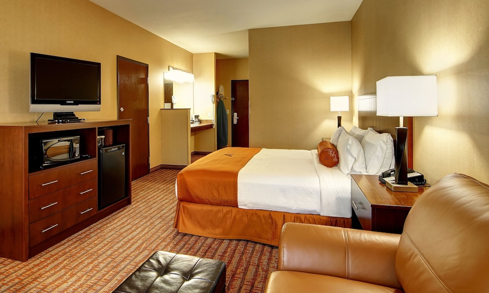 Phoenix Inn Suites Albany - photo 13