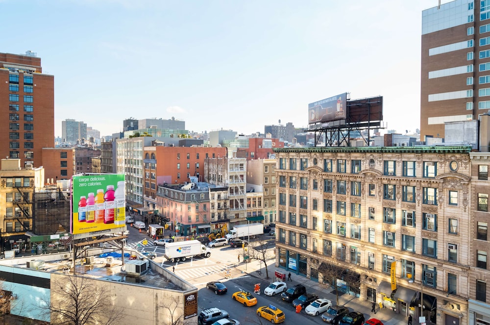 AMTD Idea Tribeca Hotel - photo 35
