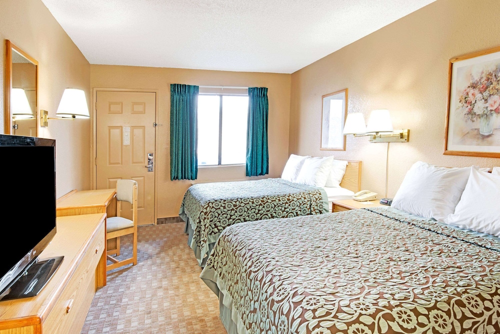 Days Inn by Wyndham El Paso Airport East - photo 6