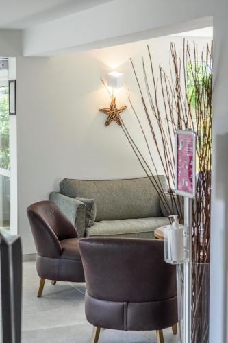 Hotel Le Clos Fleuri — Le Palais — photo 5