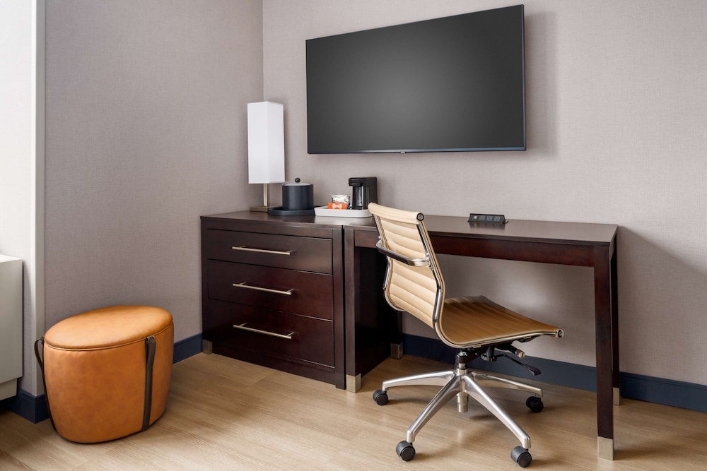 Hampton Inn Manhattan Times Square Central - photo 15