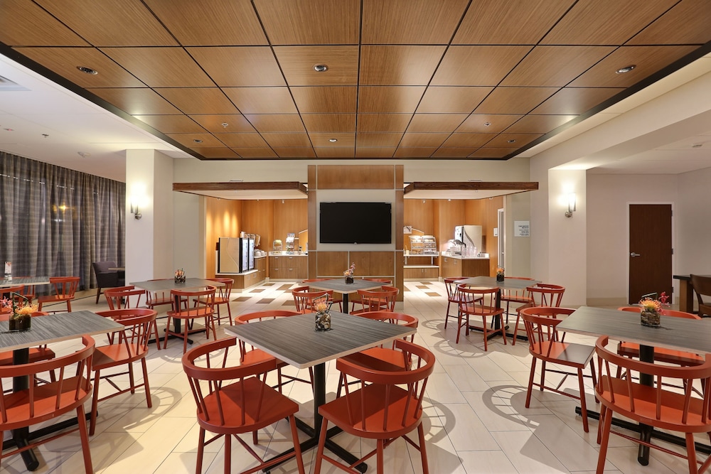 Holiday Inn Express Denver Downtown by IHG - photo 16