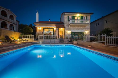 Villa Otavia — 4-Star Luxury Hotel in Sibenik, Croatia