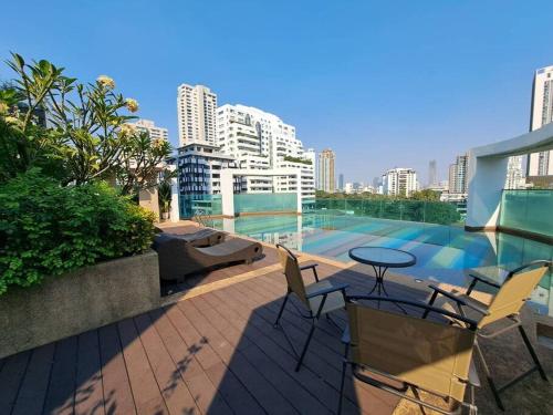 1 Bedroom in sukhumvit CBD 5 min to BTS Phromphong — 4-Star Luxury Hotel in Bang Kapi, Thailand