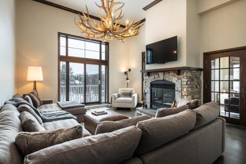Tremblant Prestige Bondurant 95 15 — 4-Star Luxury Hotel in Mont-Tremblant, Canada