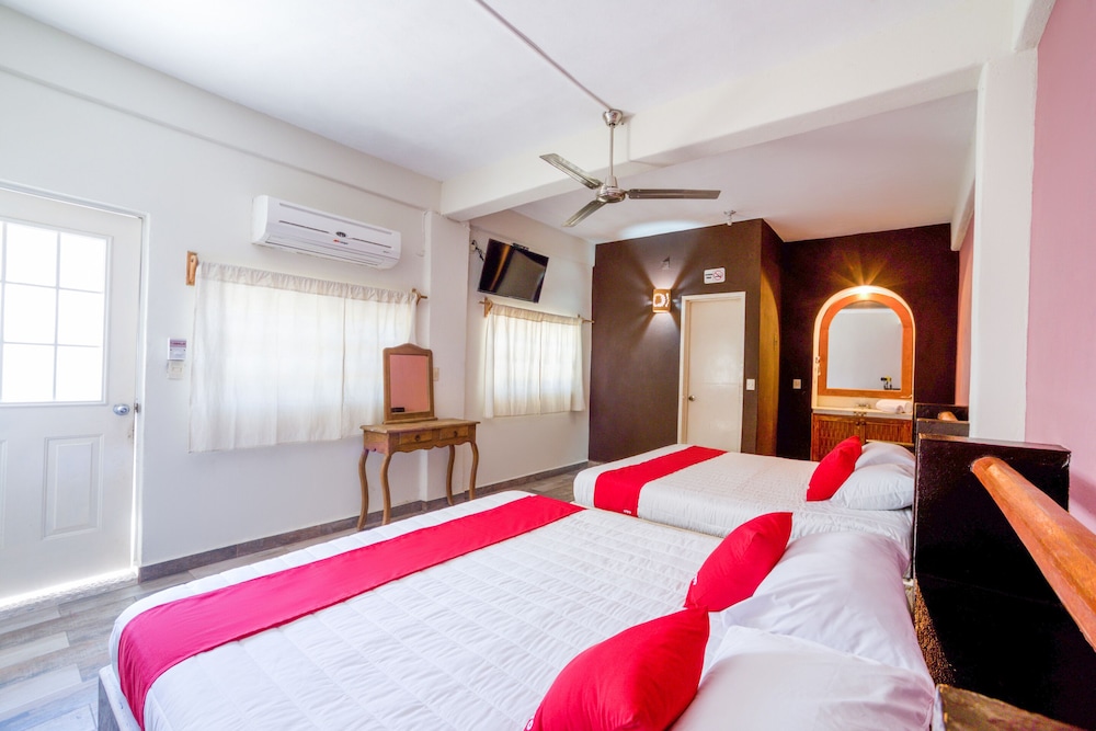 OYO Hotel Posada Lys Zihuatanejo in Ixtapa-Zihuatanejo, Mexico