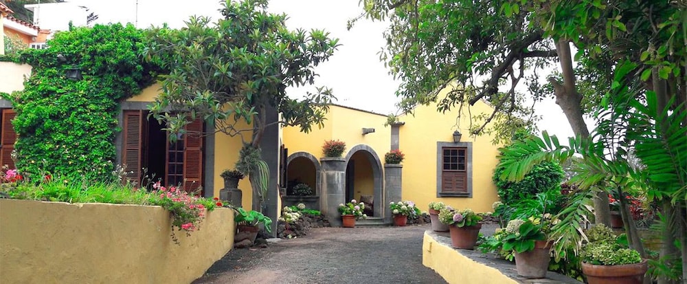 Bella Sombra Suites in Las Palmas De Gran Canaria, Spain