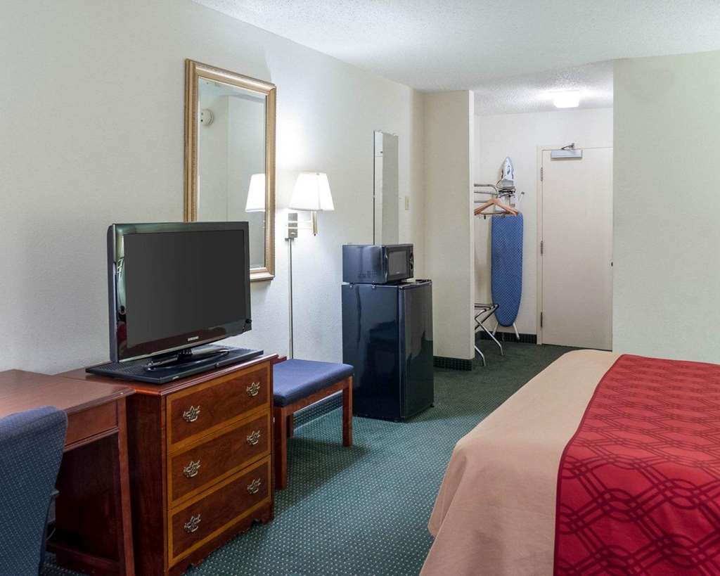 Econo Lodge Yazoo City - photo 15