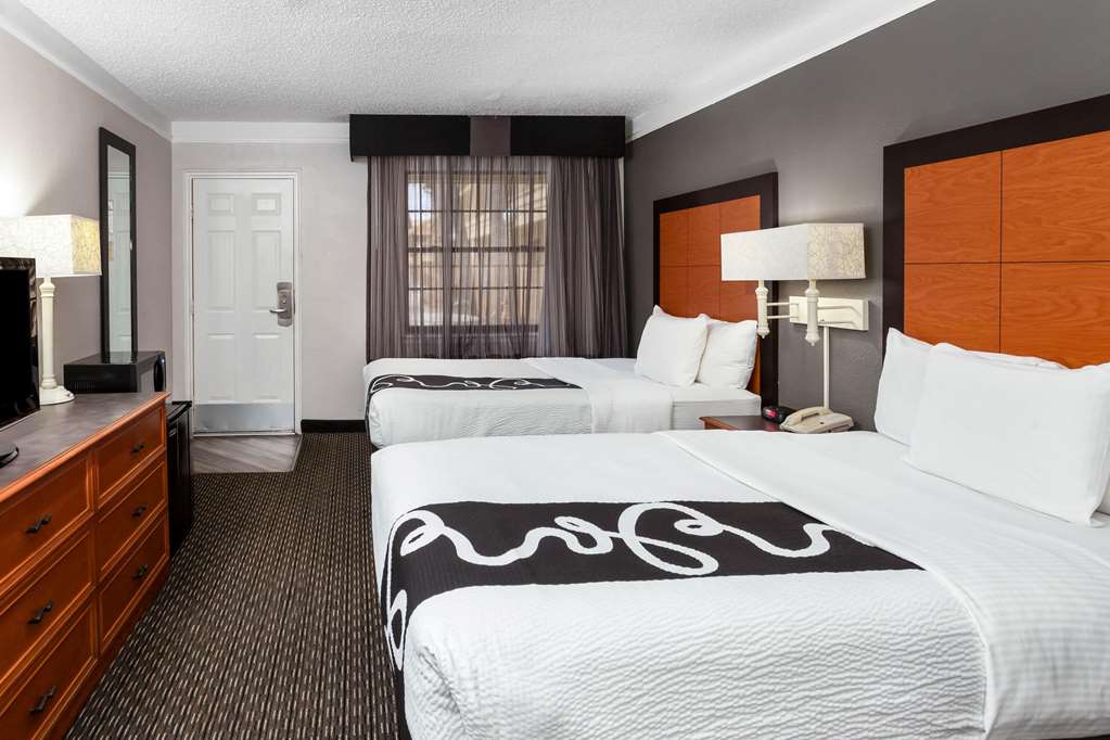 La Quinta Inn by Wyndham Laredo I 35 - photo 15