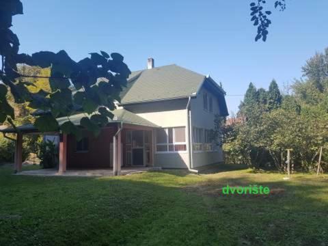 Popov VRT Banoštor kuća vikendica na Dunavu Fruskoj Gori in Vrbas, Serbia