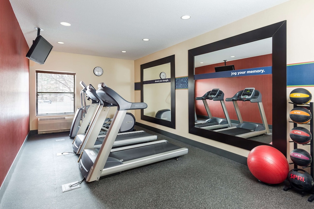 Hampton Inn Minneapolis Burnsville - photo 17