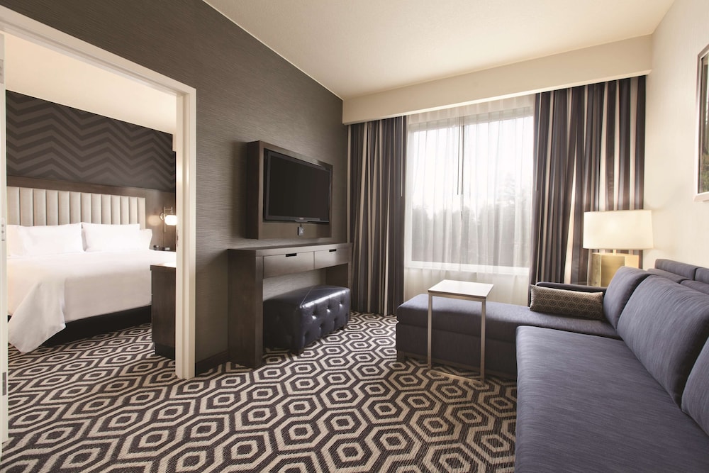 Embassy Suites Portland Hillsboro Oregon - photo 20