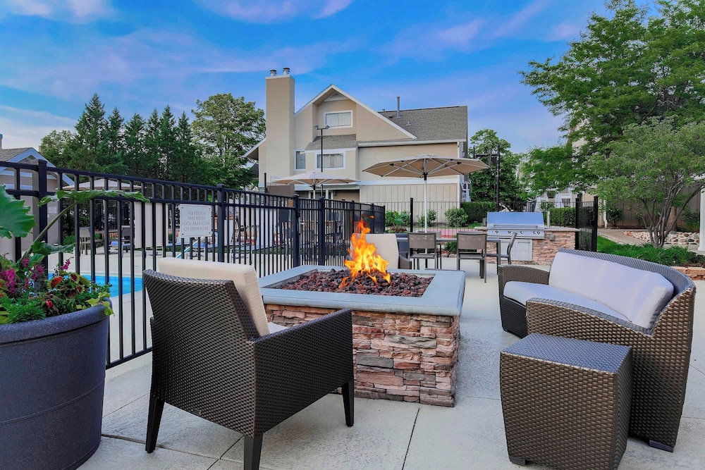 Residence Inn By Marriott Chicago Deerfield - photo 23