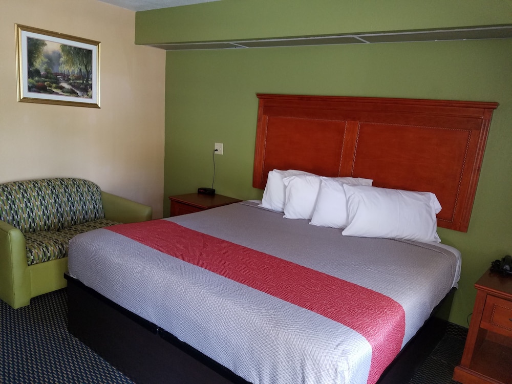 Holiday Terrace Motel - photo 26