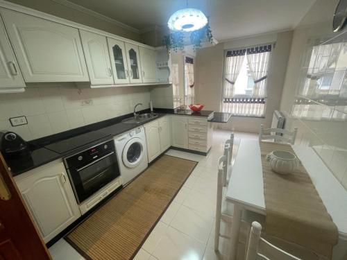 Piso Ainoa Playa de Covas in Viveiro, Spain