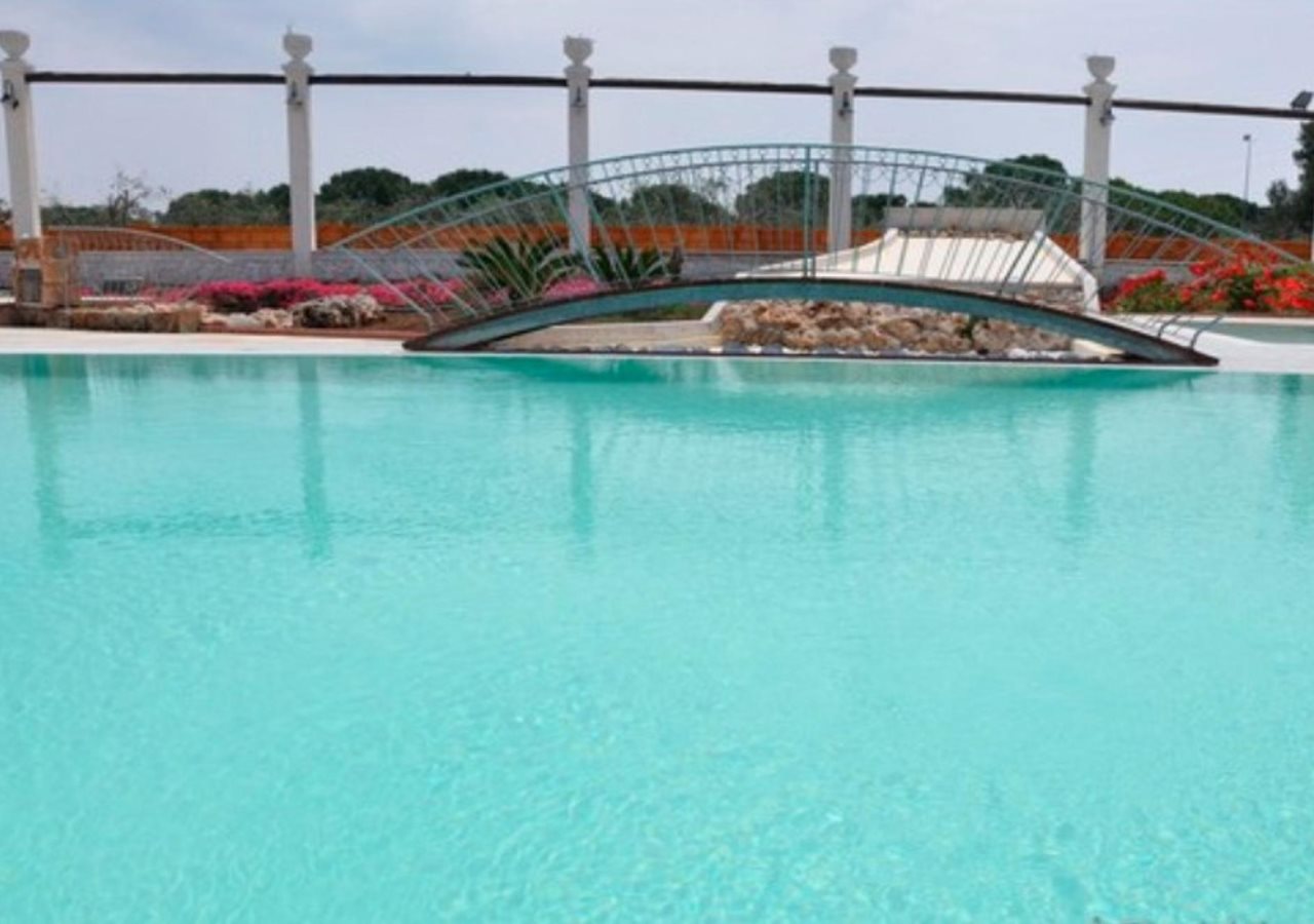 Agriturismo Casale San Giovanni — 4-Star Luxury Hotel in Salice Salentino, Italy