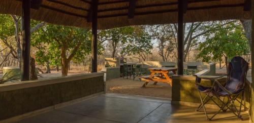Kingfisher Creek Safari Cottages — 4-Star Luxury Hotel in Hoedspruit, South Africa