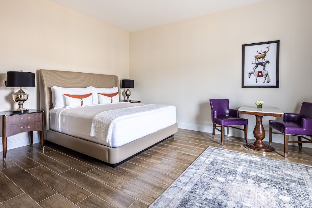 The Riding Academy Hotel - photo 3