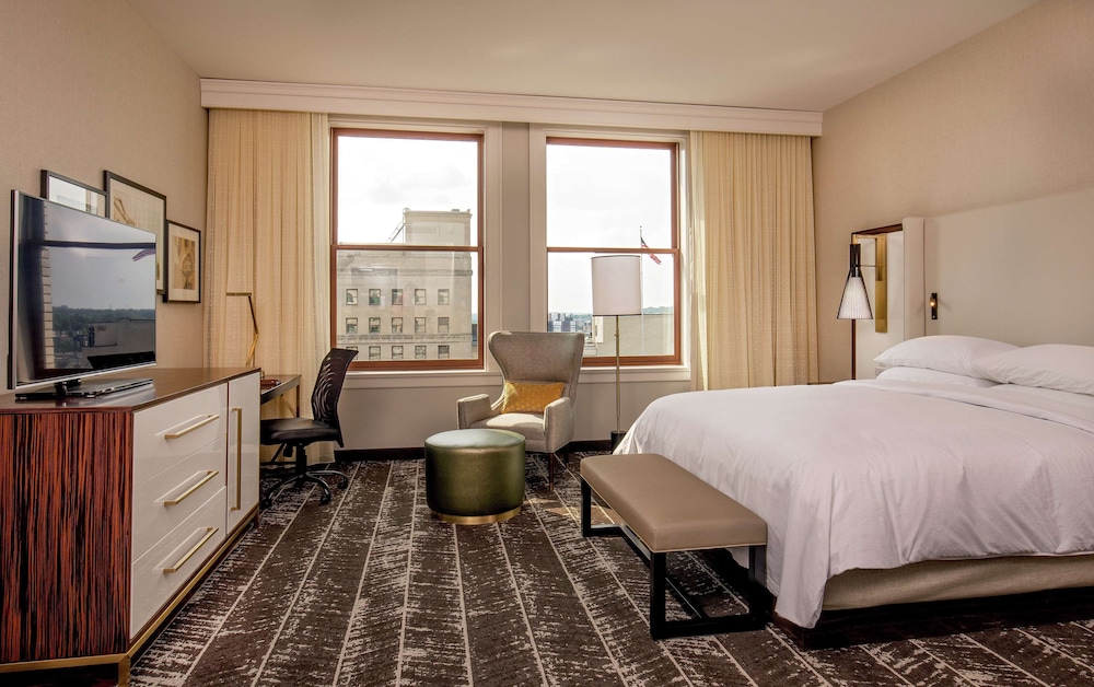 DoubleTree by Hilton Youngstown Downtown - photo 20