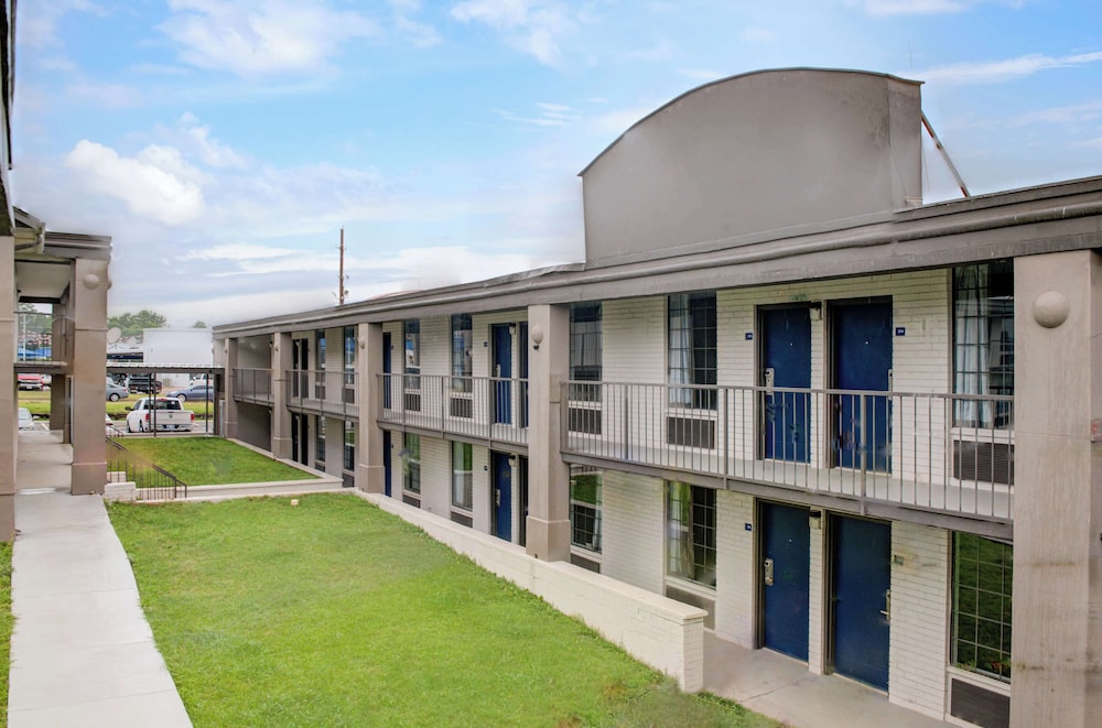 Motel 6 Chickasha Ok — hotel in Chickasha