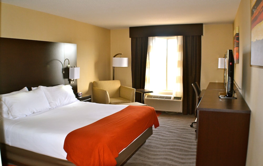 Holiday Inn Express Hotel & Suites Waterford by IHG - photo 6