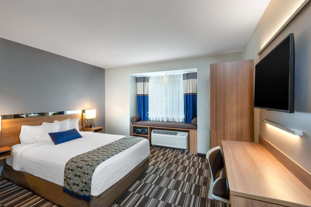 Microtel Inn & Suites by Wyndham Warsaw - photo 25