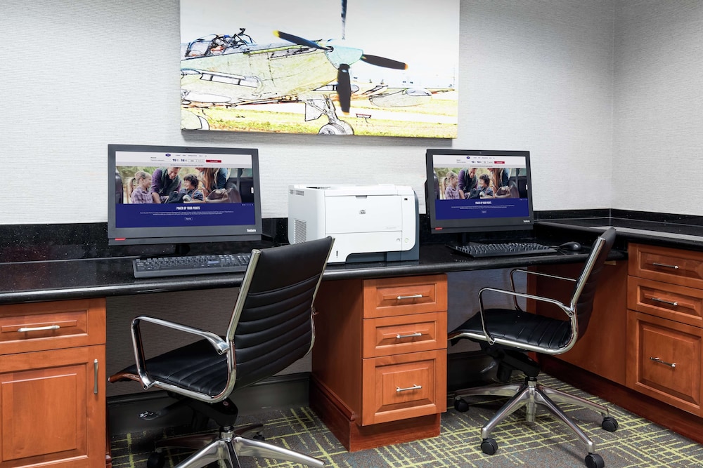 Hampton Inn & Suites Orlando Airport @ Gateway Village - photo 47