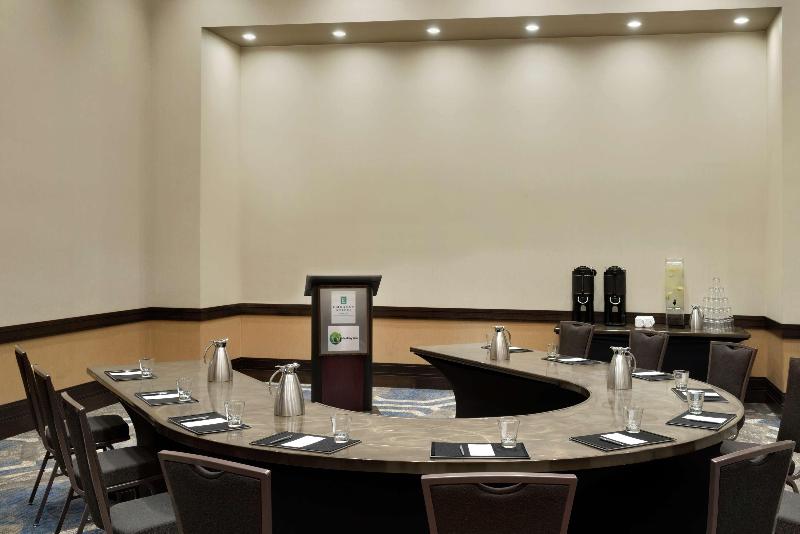 Embassy Suites by Hilton Syracuse Destiny USA - photo 93