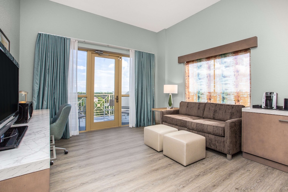 Hilton Garden Inn Palm Beach Gardens - photo 36